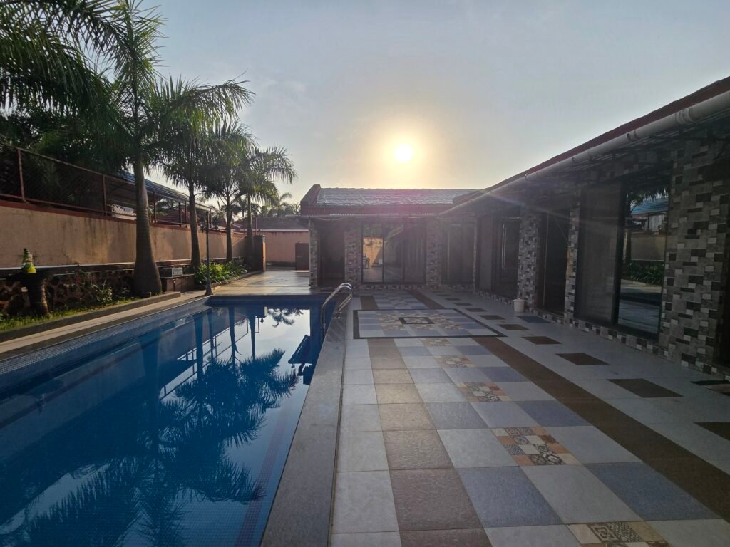 Villa for Friends Group in Neral